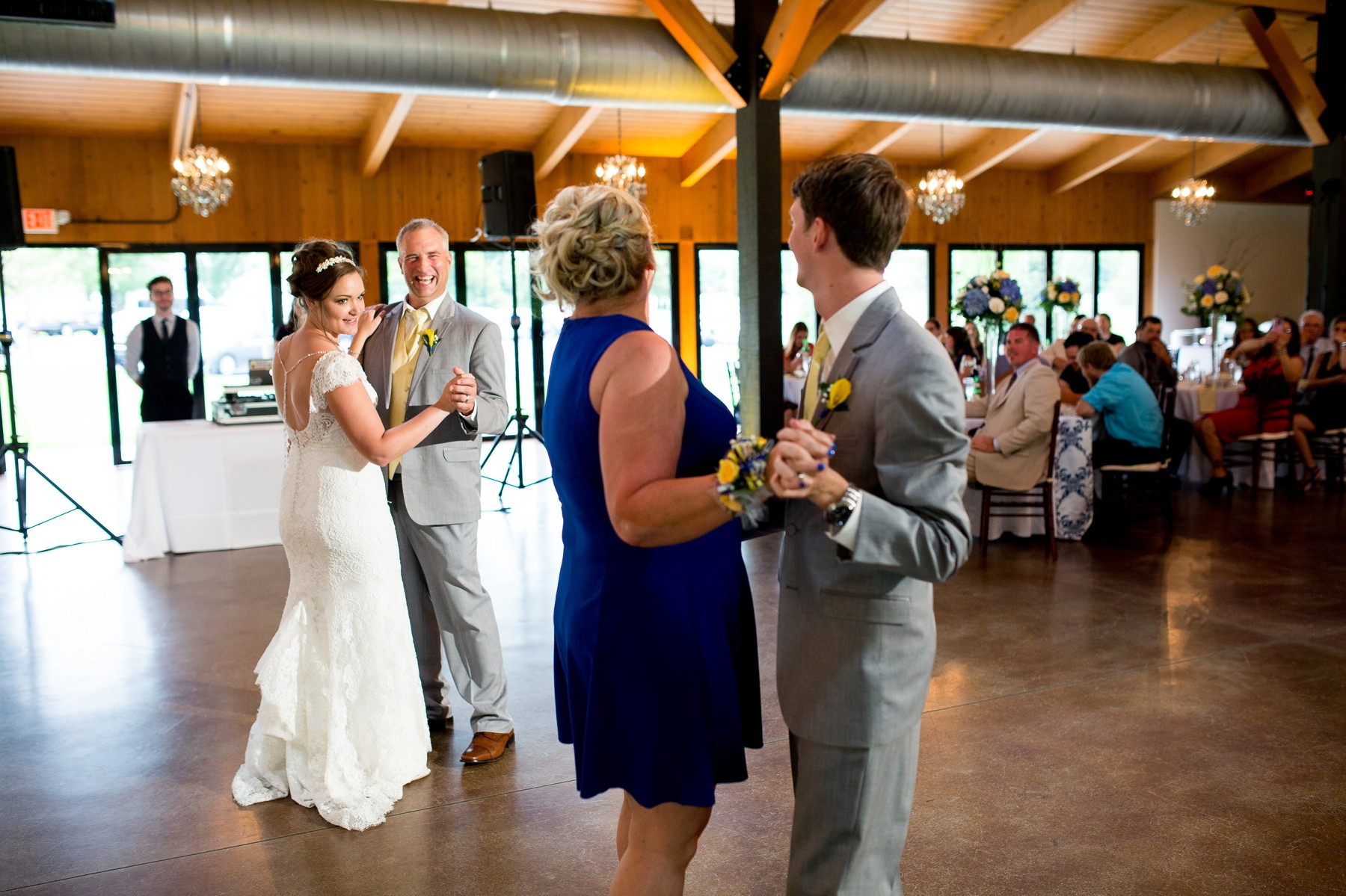 wedding at historic acres of hershey elizabethtown